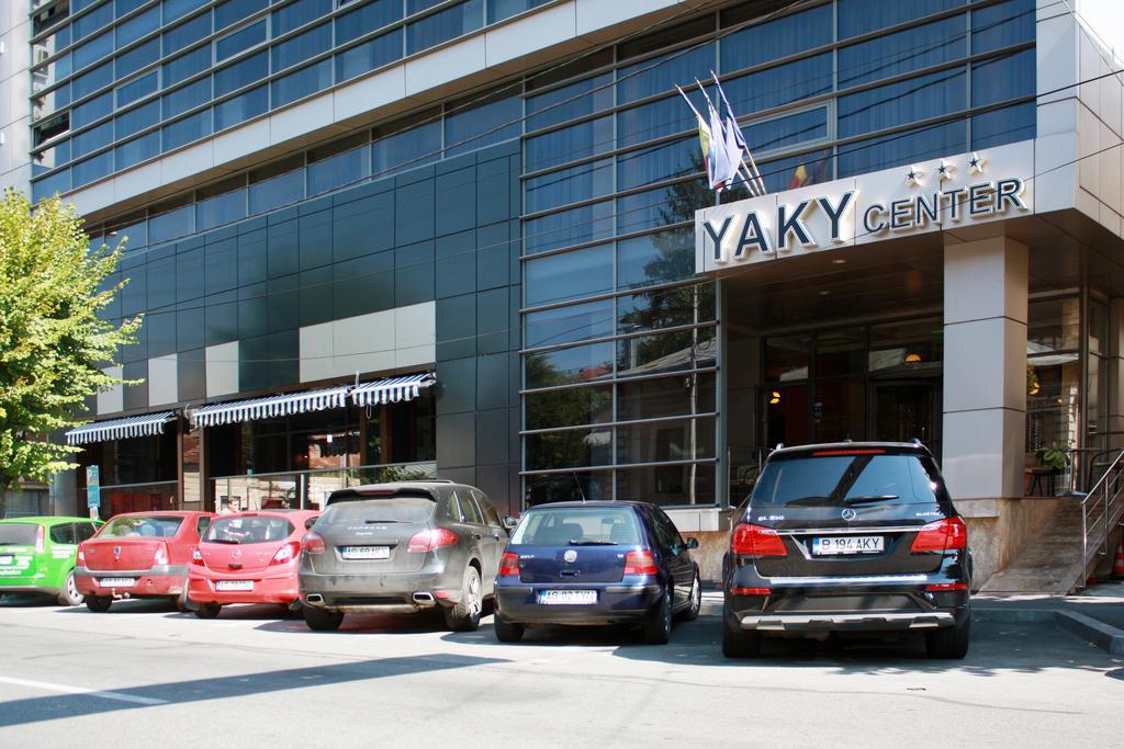 Hotel Yaky Center Pitesti Ngoại thất bức ảnh
